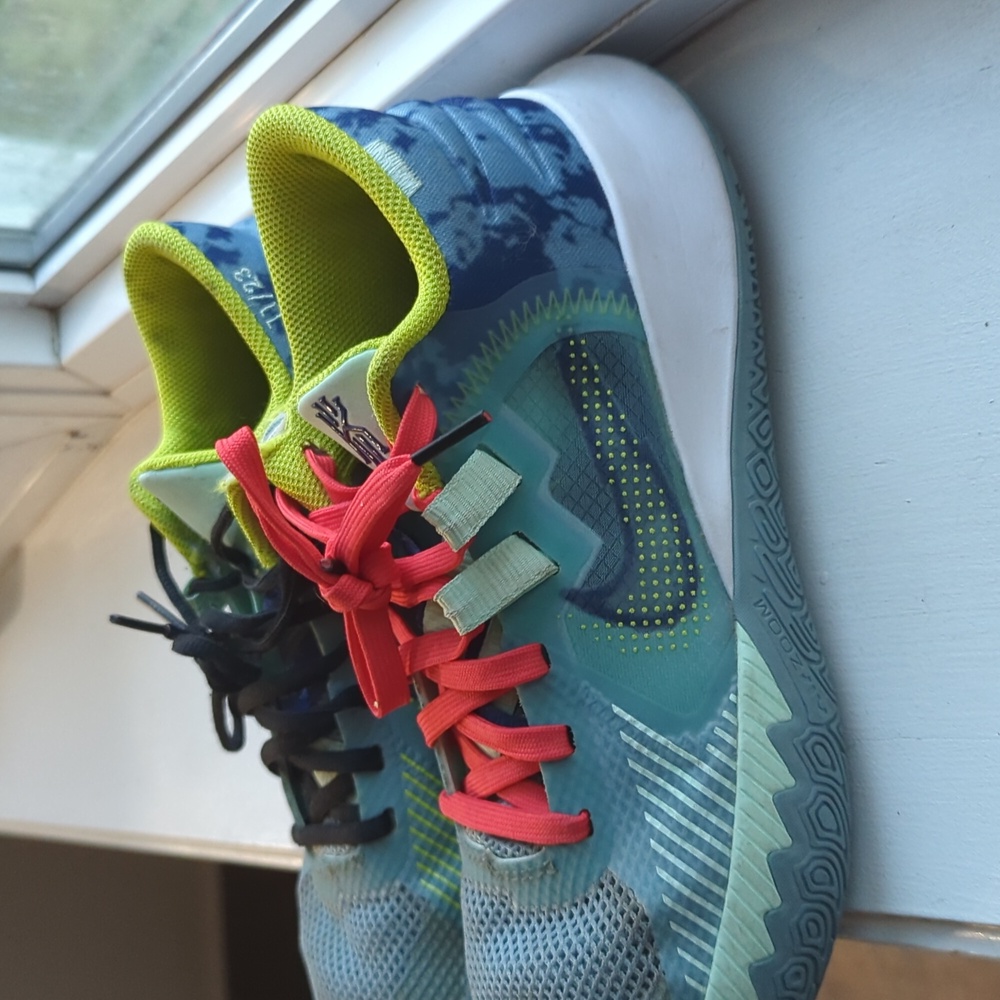 Kyrie Flytrap 4 - image 3